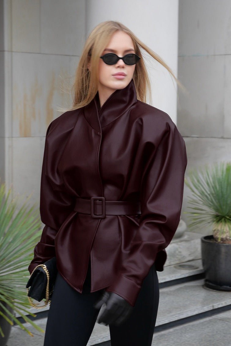 Chaqueta de cuero con cinturón Gabby