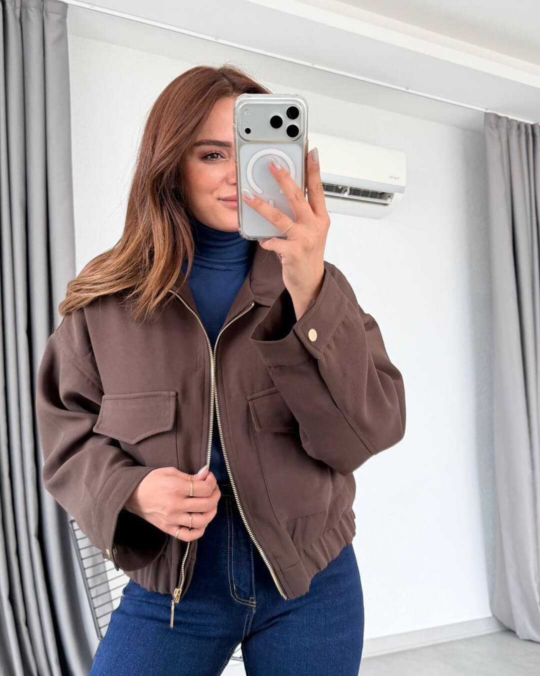 Chaqueta bomber Ginny con bolsillos de solapa