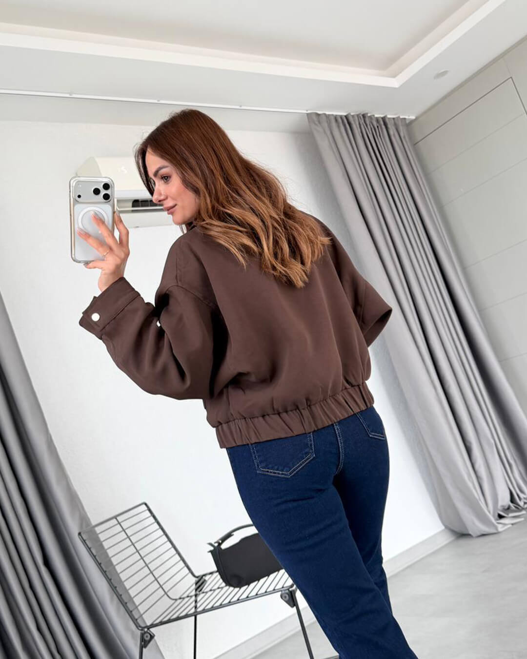 Chaqueta bomber Ginny con bolsillos de solapa