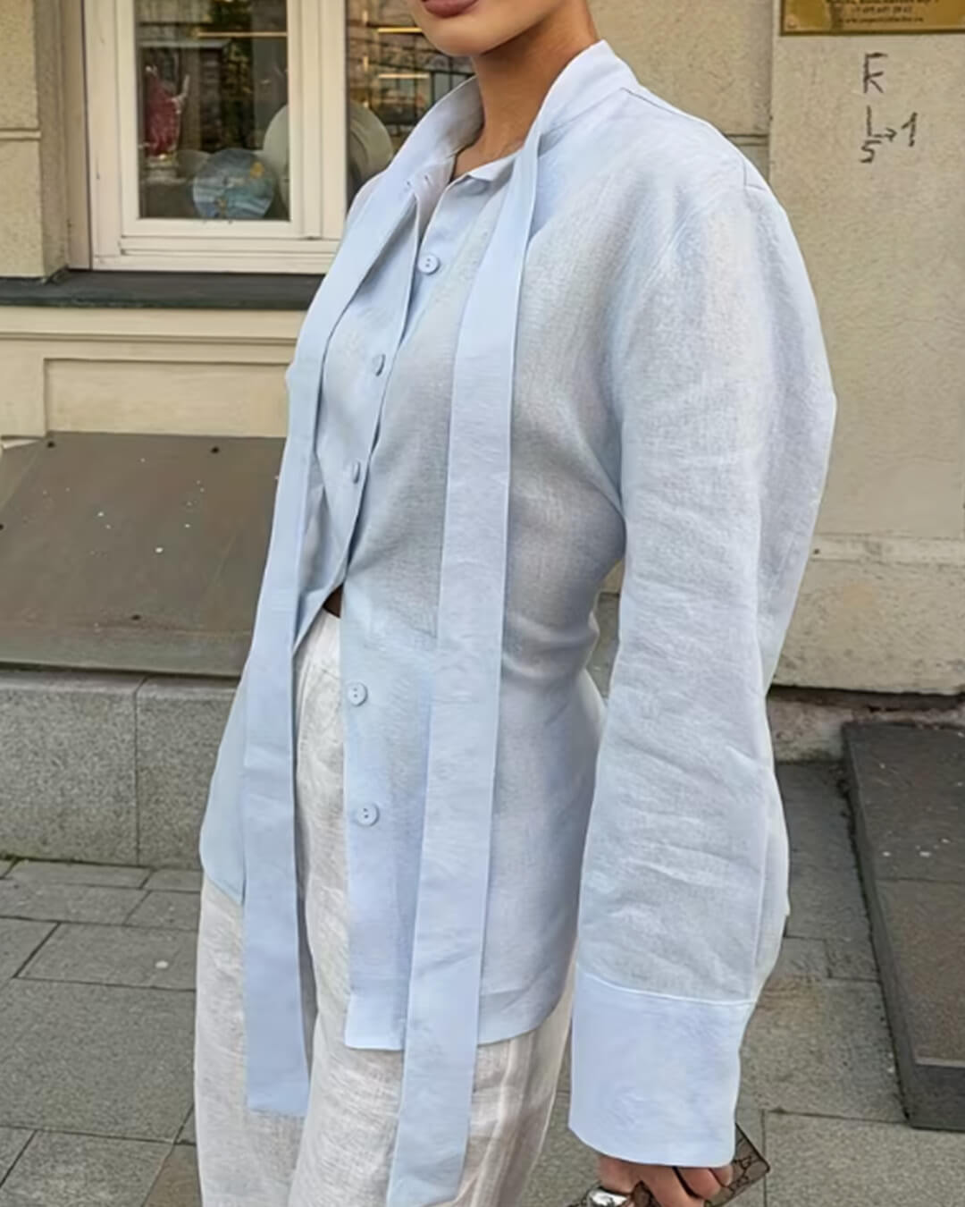 Blusa de manga larga con lazo en la espalda Harper