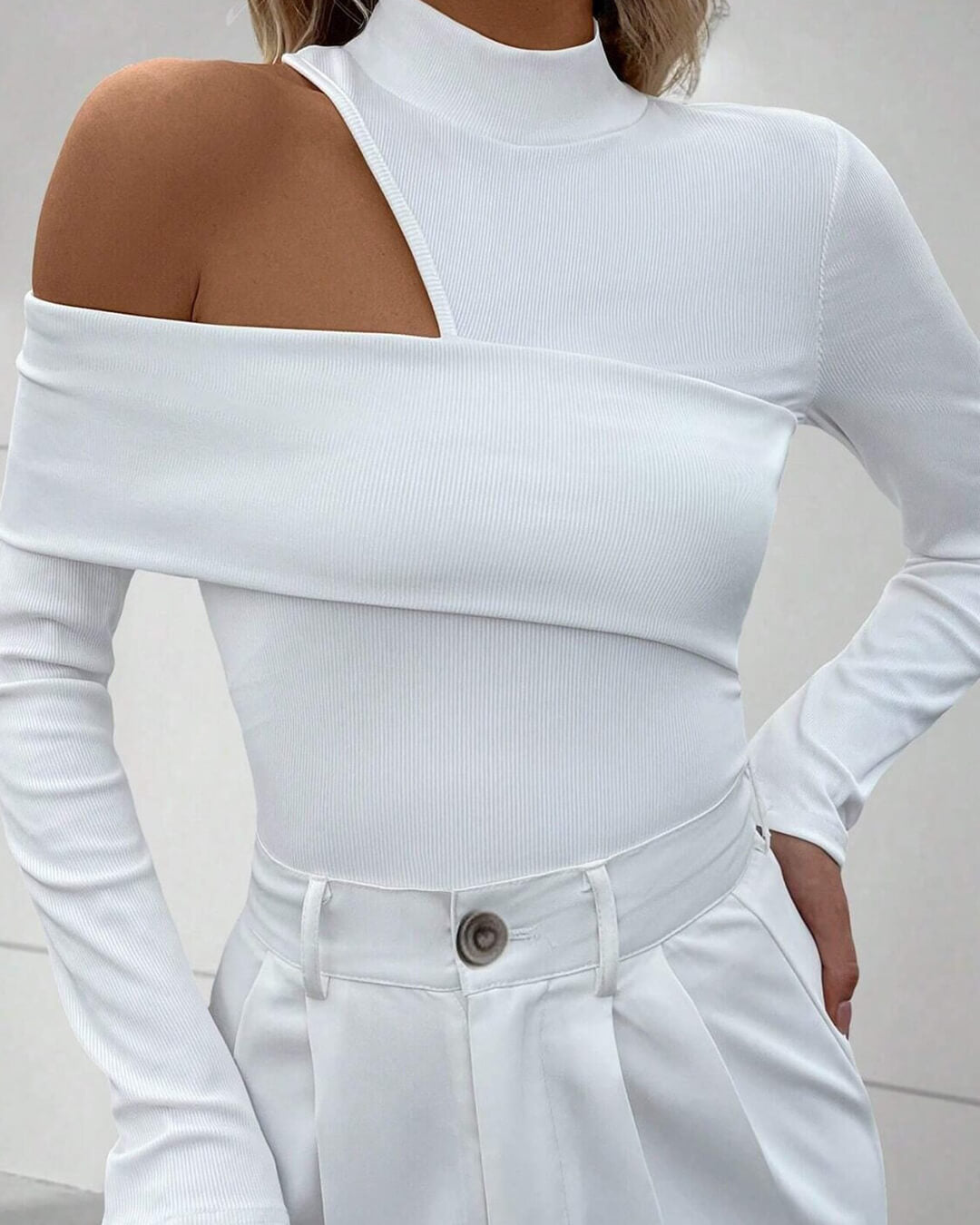 Hazel Cutout Shoulder Knitted Top