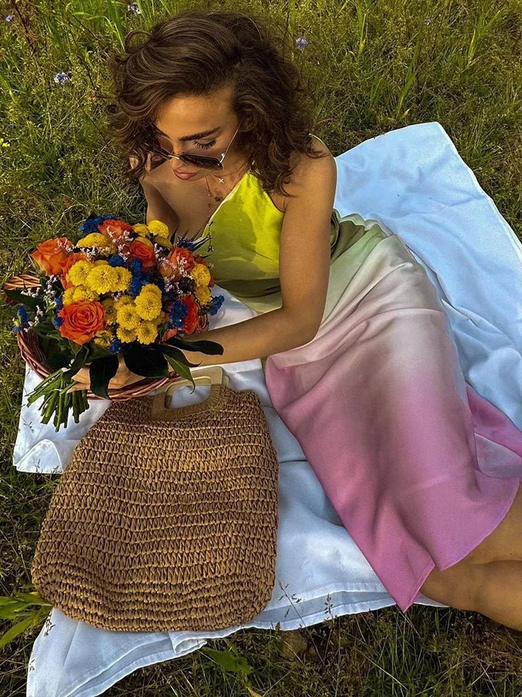 Vestido Helena asimétrico con un hombro descubierto