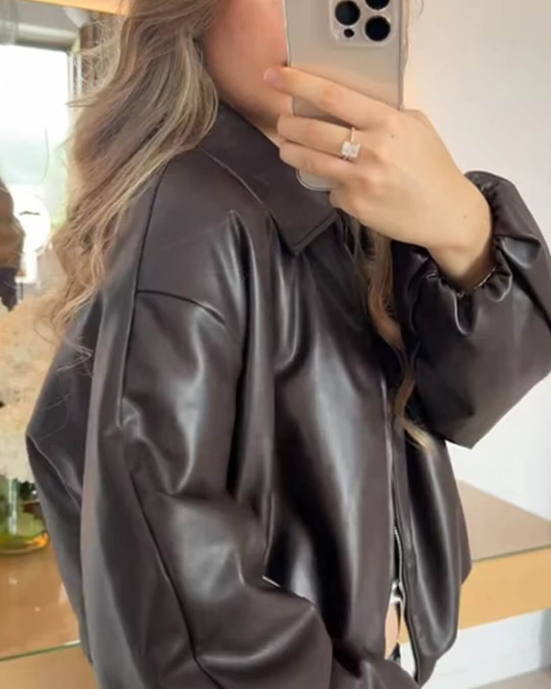Chaqueta bomber de cuero sintético Jenny