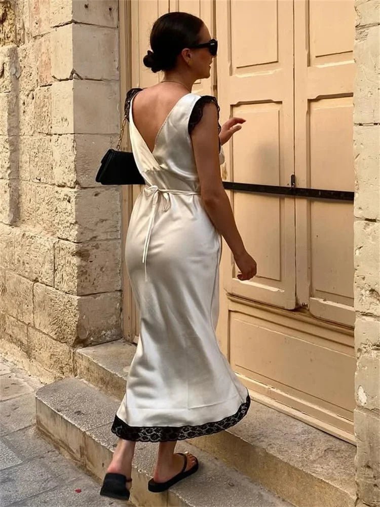 Vestido largo de satén y encaje Joanna