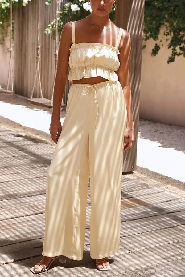 Conjunto de top con volantes y pantalón con cintura elástica Julianne