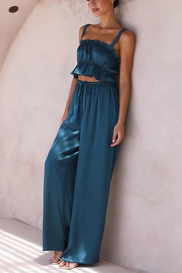 Conjunto de top con volantes y pantalón con cintura elástica Julianne