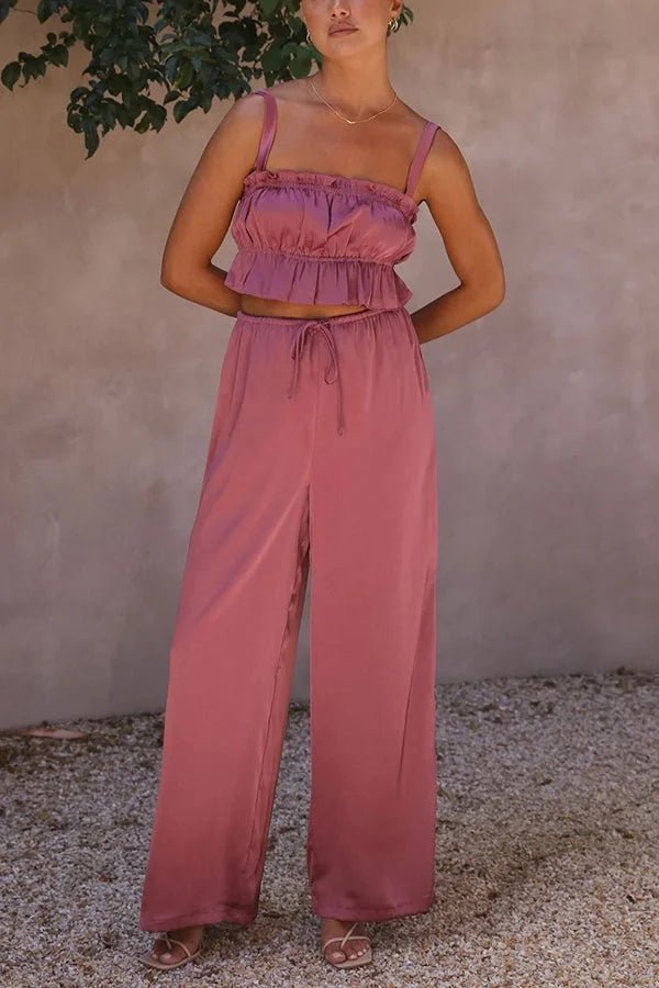 Conjunto de top con volantes y pantalón con cintura elástica Julianne