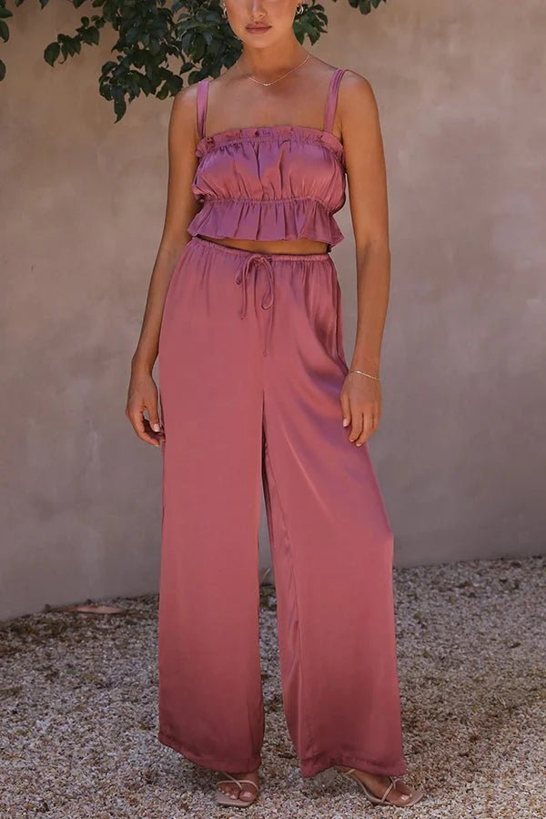 Conjunto de top con volantes y pantalón con cintura elástica Julianne