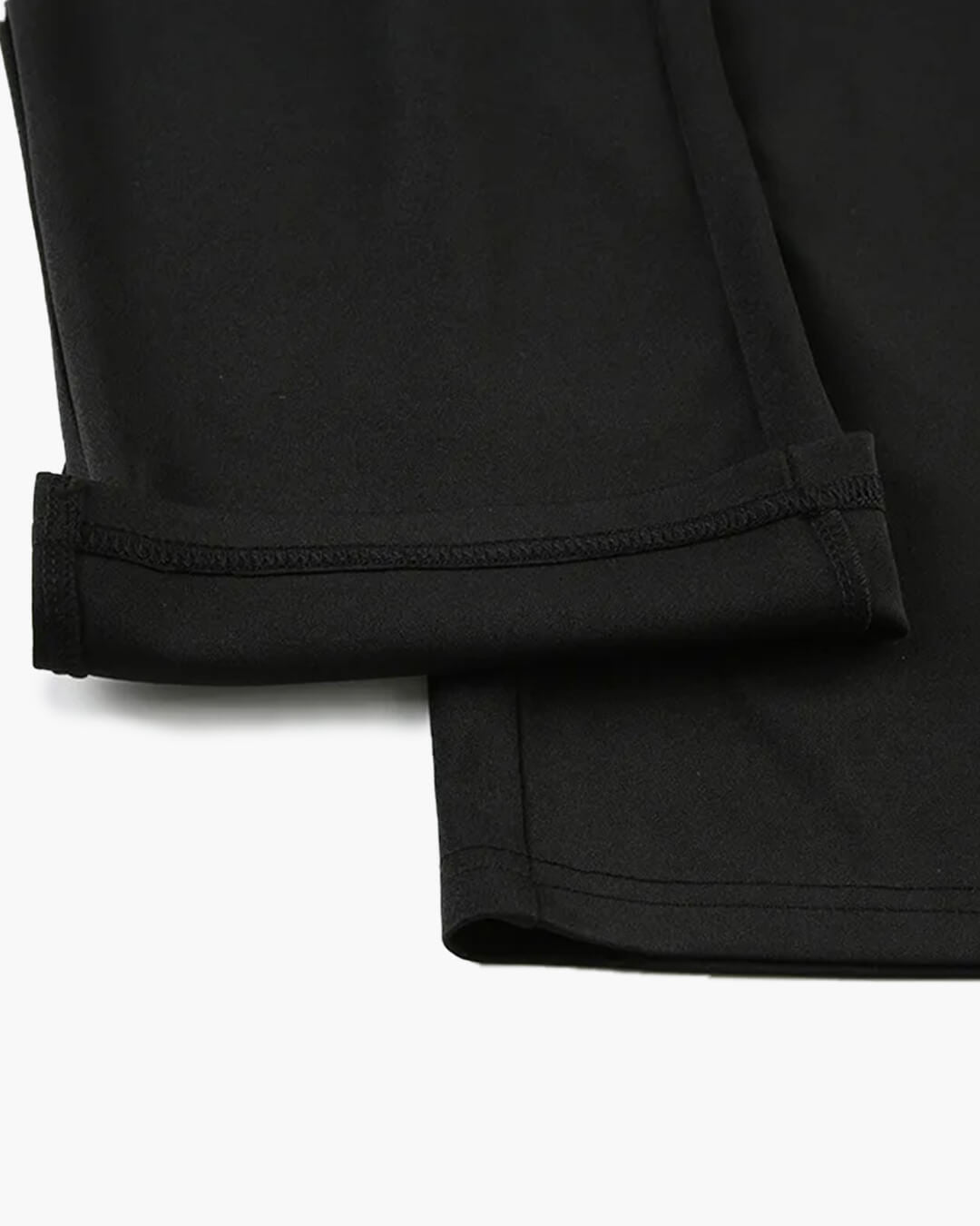Pantalones capri negros Juliette