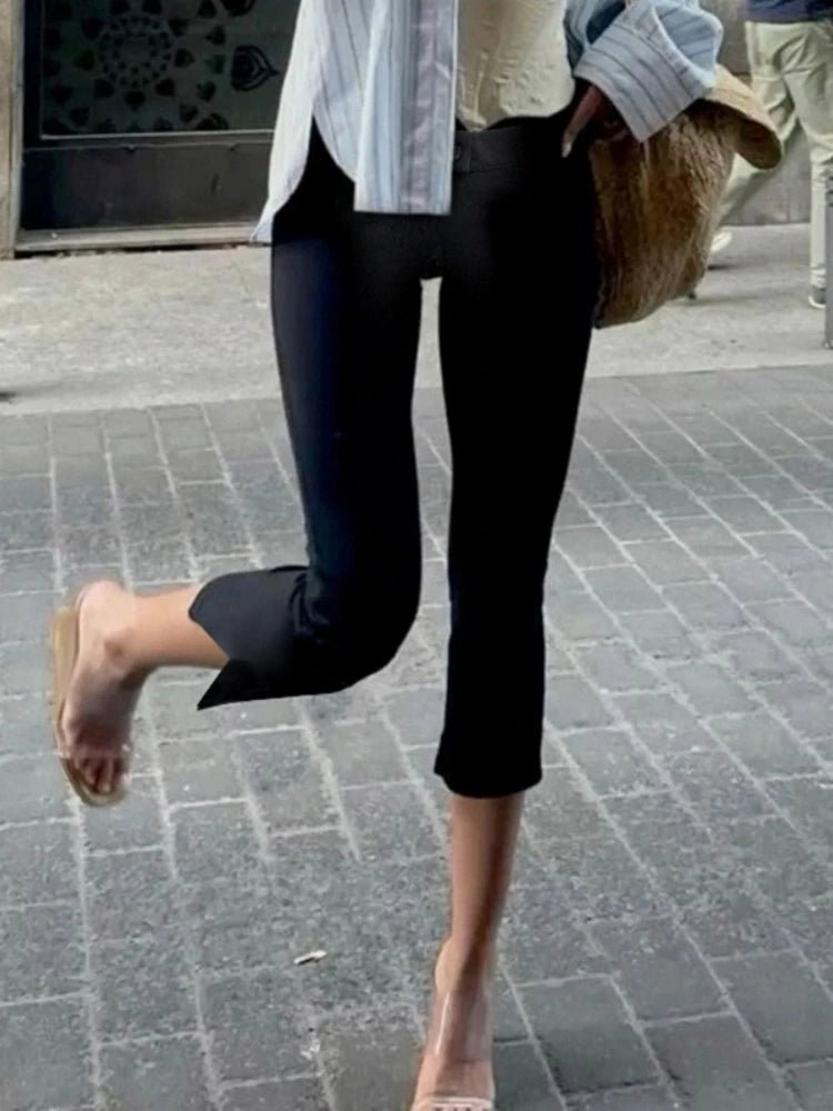 Pantalones capri negros Juliette