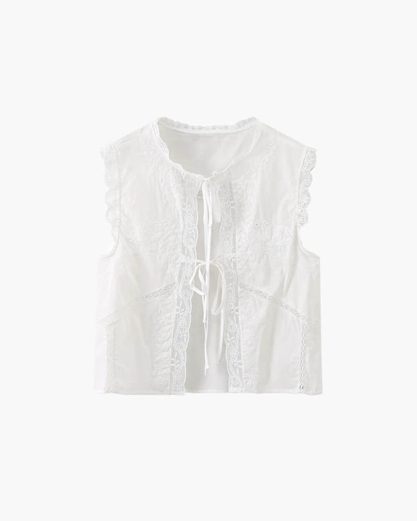Blusa Juvie bordada con ribete de encaje