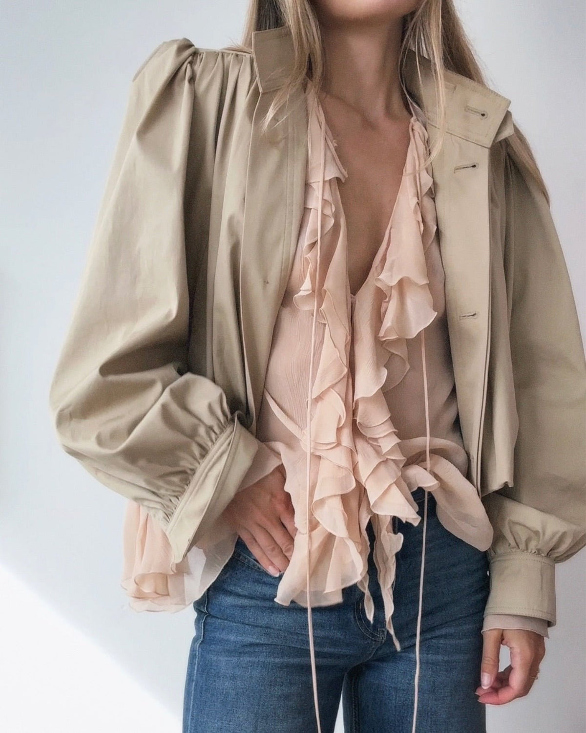 Chaqueta corta plisada Karina