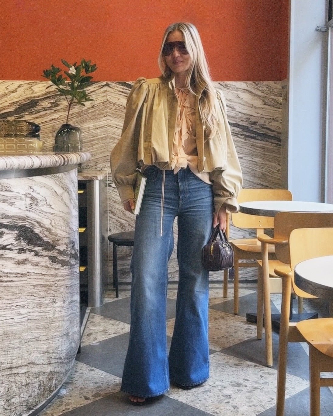 Chaqueta corta plisada Karina