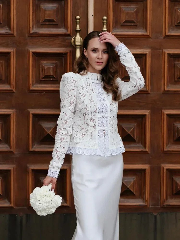 Blusa de encaje con mangas abullonadas Katalina