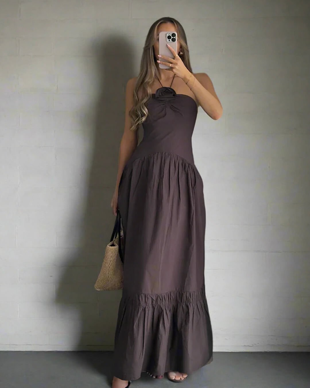 Vestido midi halter con aplique de flores Kate