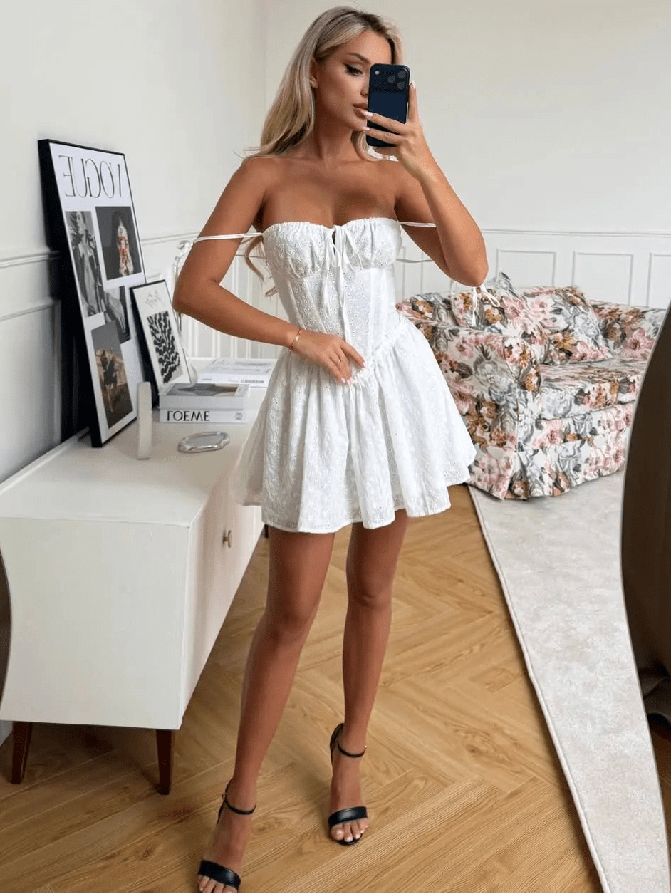 Minivestido bordado con aberturas Katie