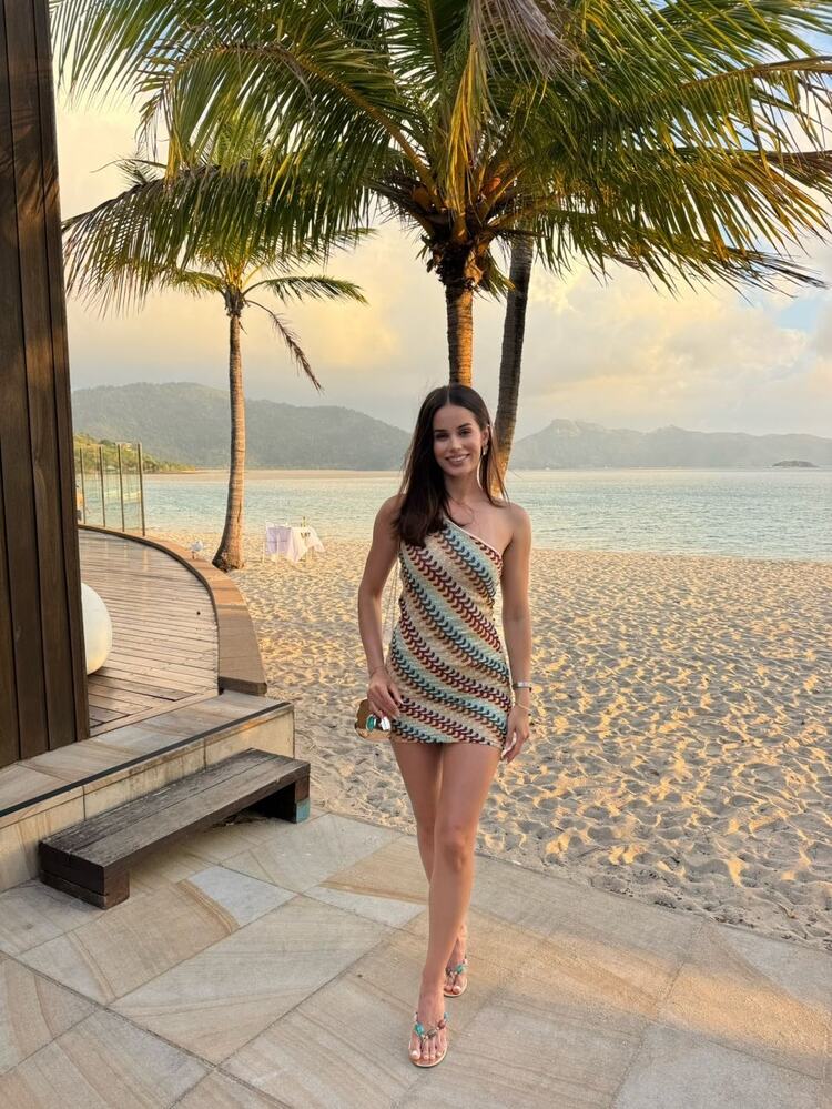 Vestido corto de punto de un solo hombro Katrin
