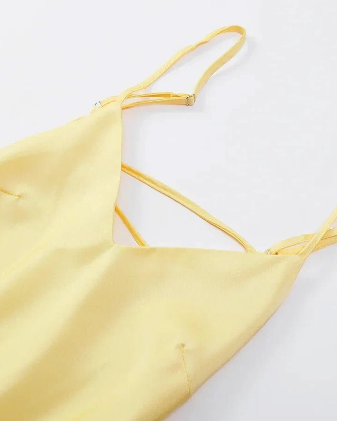 Vestido largo de satén con espalda descubierta Kirra