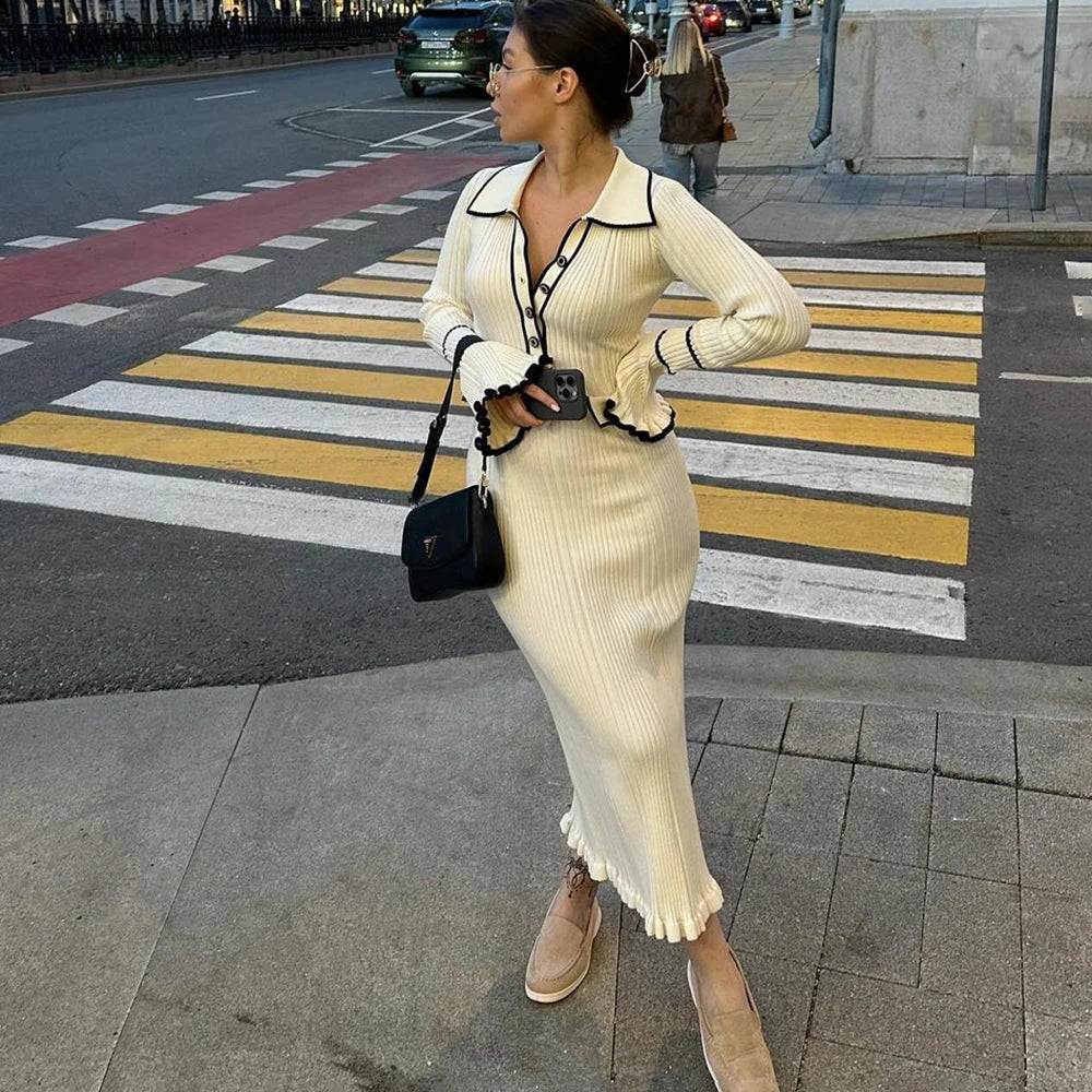 Vestido midi de punto con cuello polo Emmeline