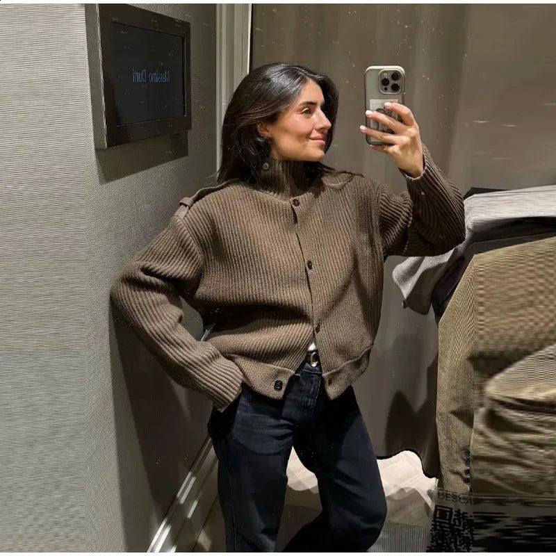 Cárdigan de punto con cuello alto Kylie