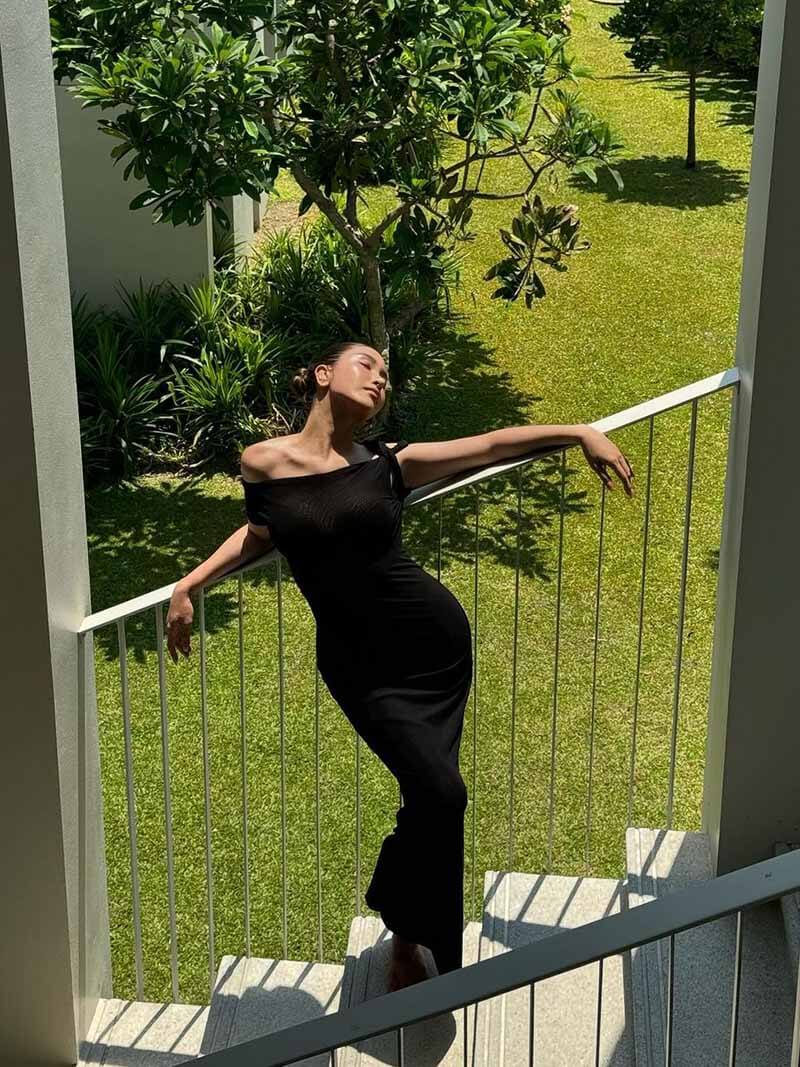 Vestido largo retorcido Kylie
