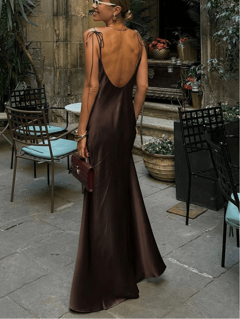 Vestido largo de satén sin espalda Laura