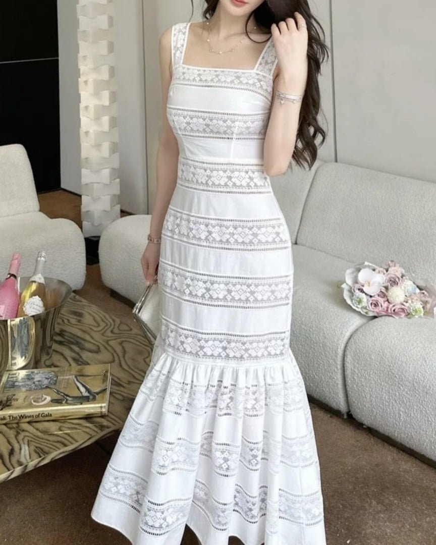Vestido Laura de encaje bordado con corte de cola de pez