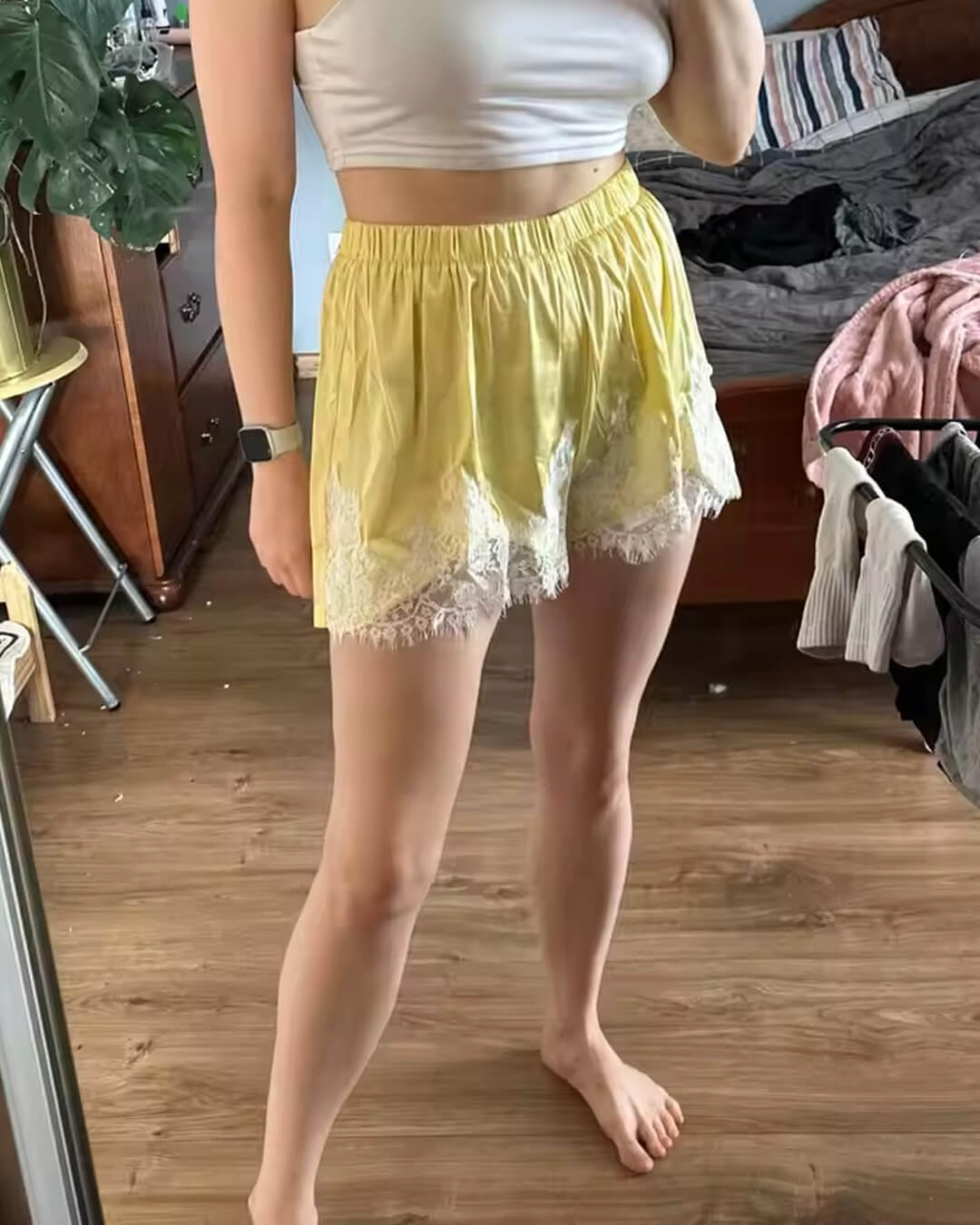 Shorts de satén con encaje y patchwork Laura