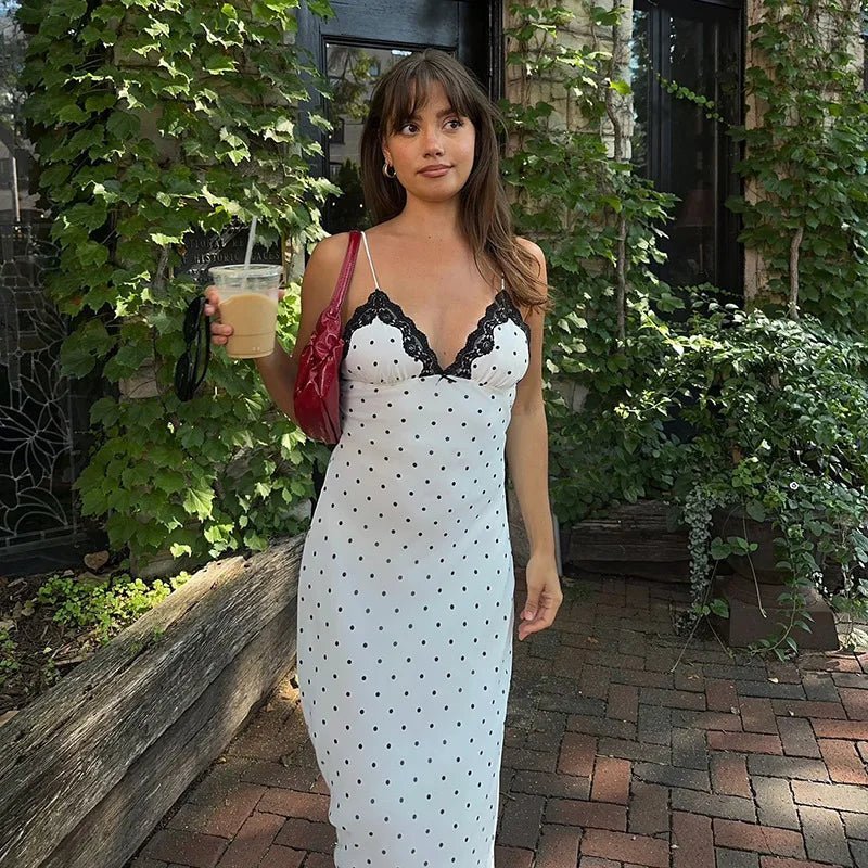 Vestido de lunares Laura con ribete de encaje