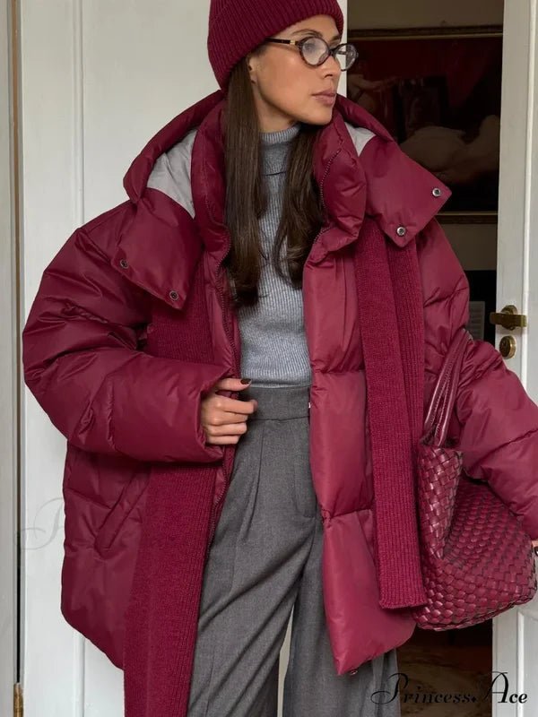 Chaqueta acolchada extragrande Leila con capucha desmontable