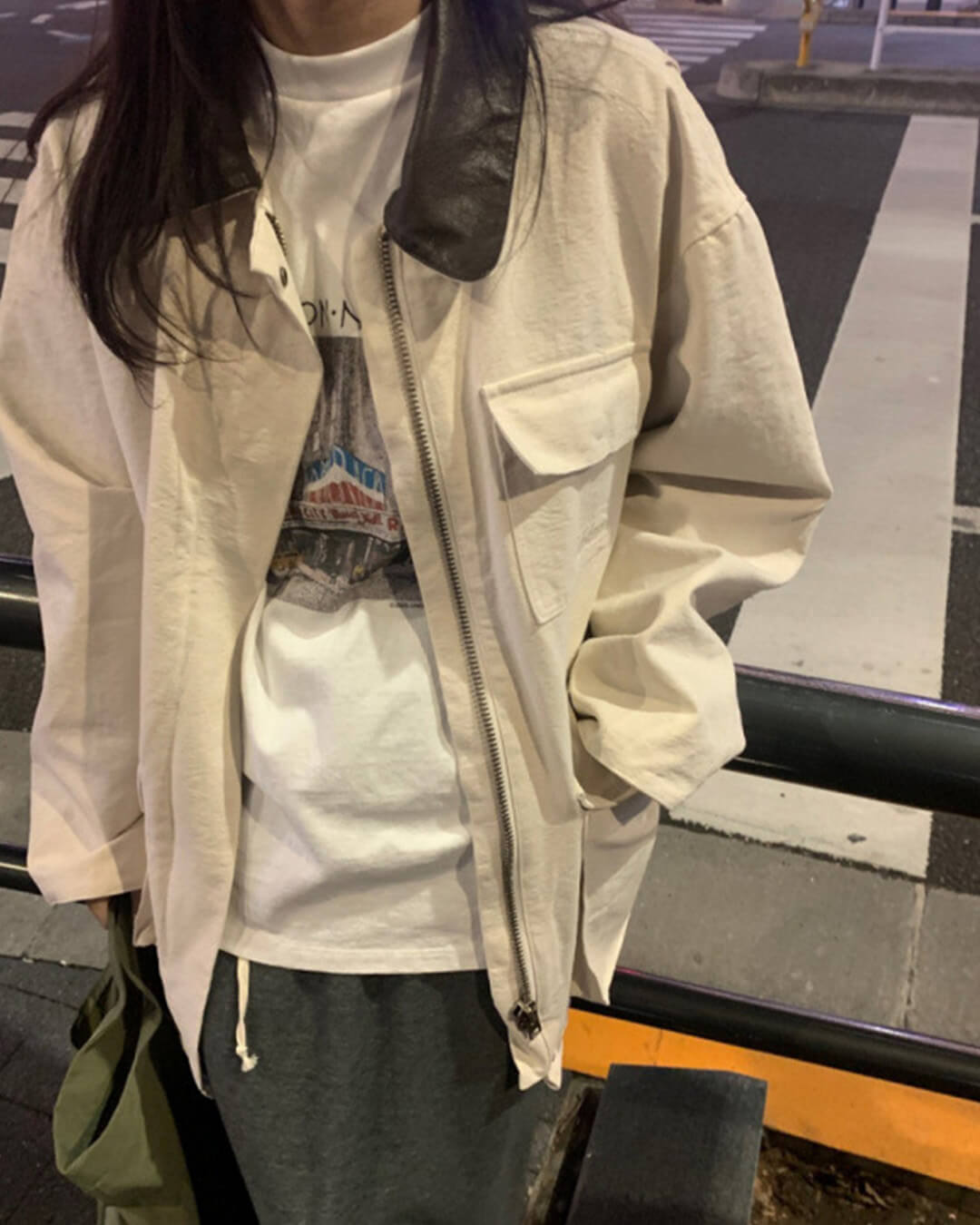 Chaqueta utilitaria Lena con cuello en contraste