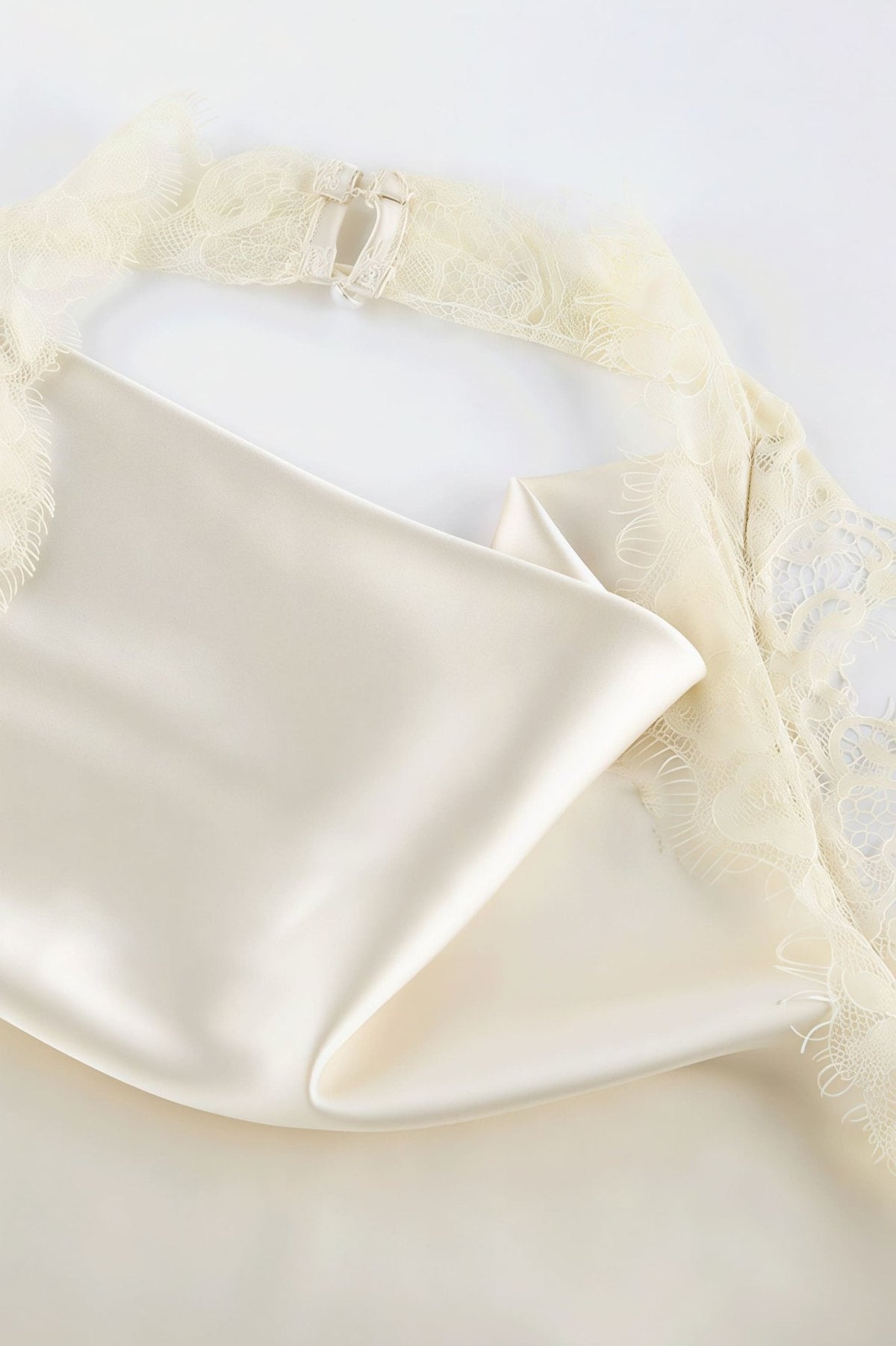 Minivestido halter de encaje Lena