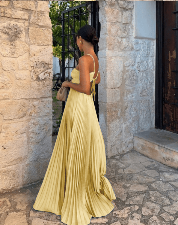 Vestido largo plisado con abertura Lindsay