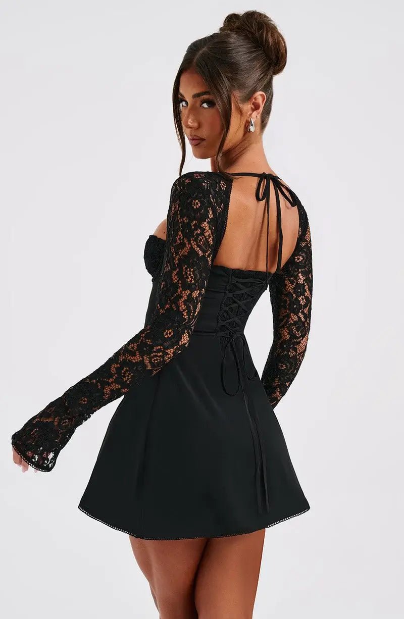 Vestido mini Louise con detalles de encaje