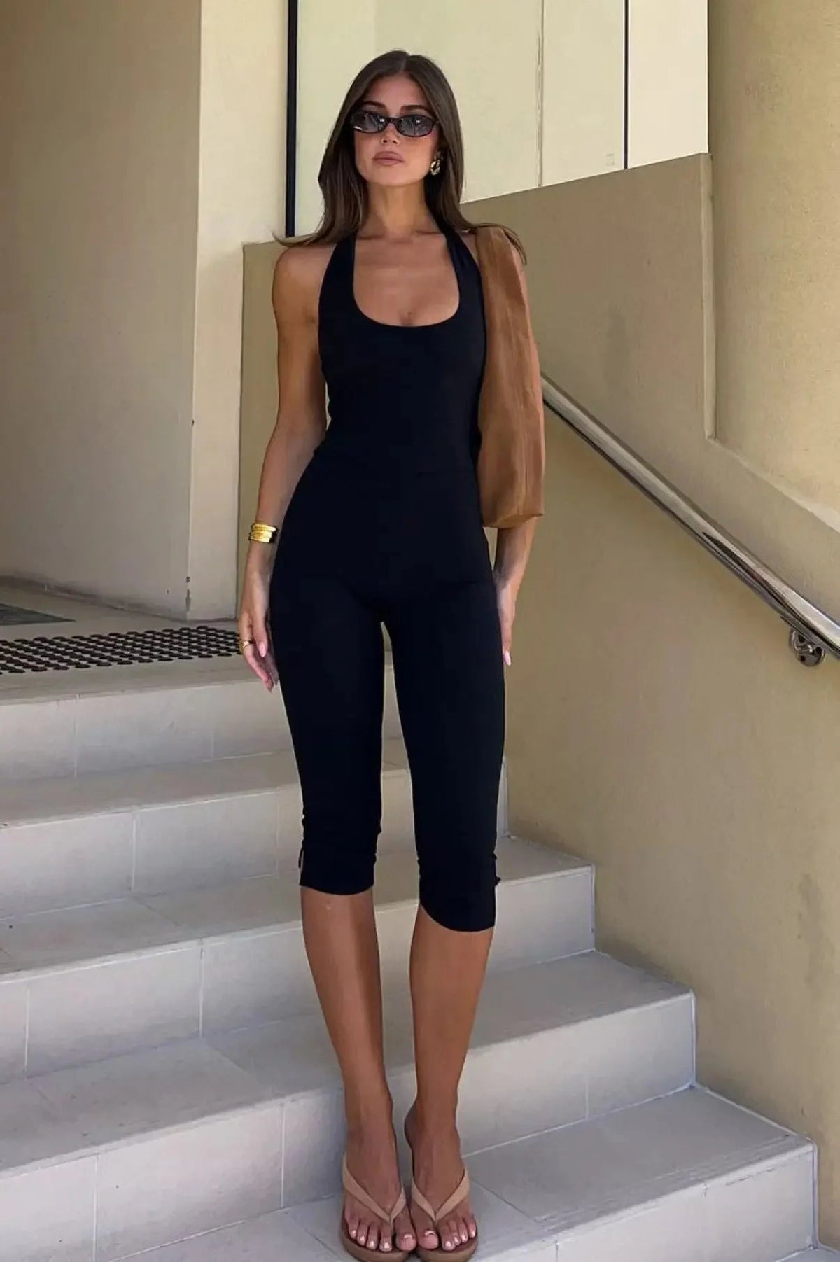 Mono halter con espalda descubierta Lucy