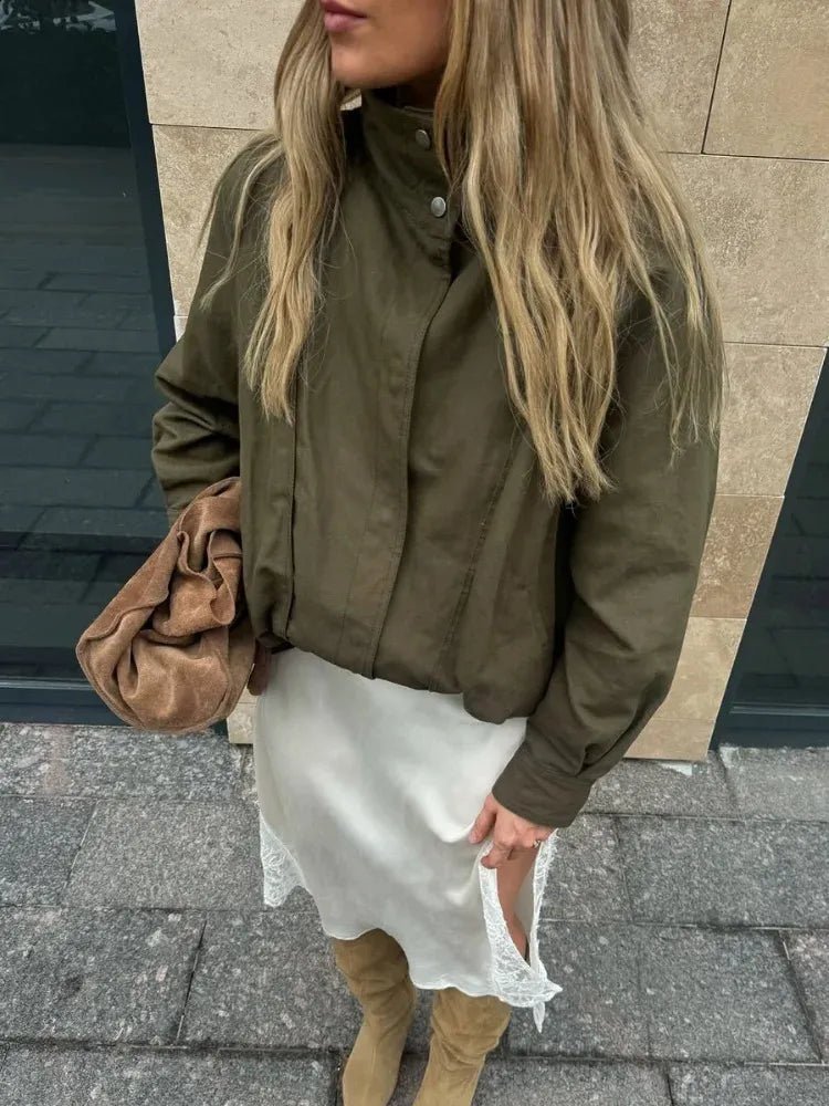 Chaqueta bomber Margot con cinturón y hebilla
