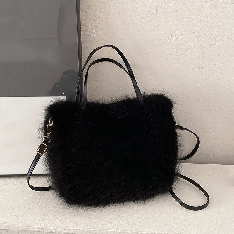 Bolso bandolera de pelo sintético Maricar