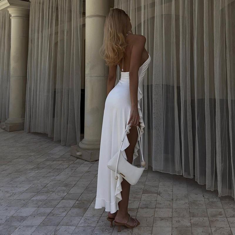 Vestido halter Maricel con dobladillo de volantes y abertura
