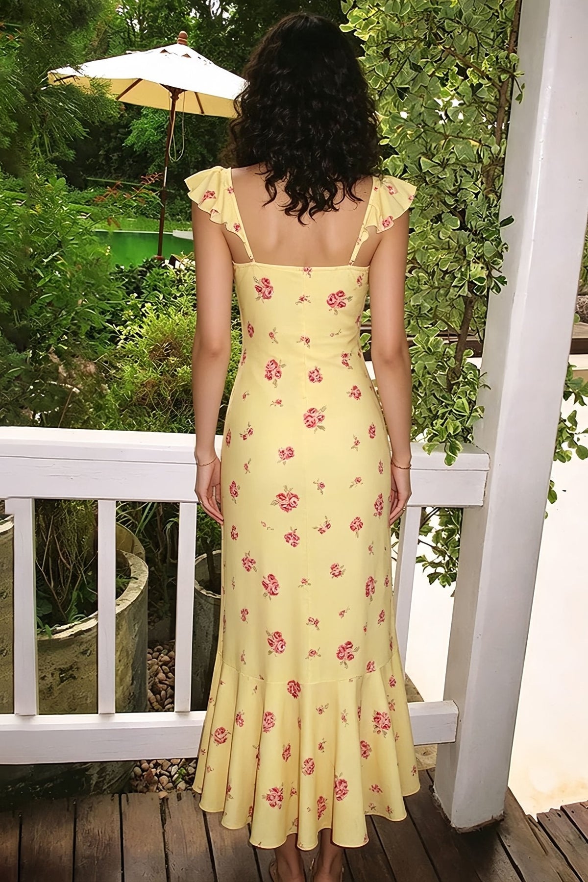 Vestido midi Marigold de tirantes con estampado floral