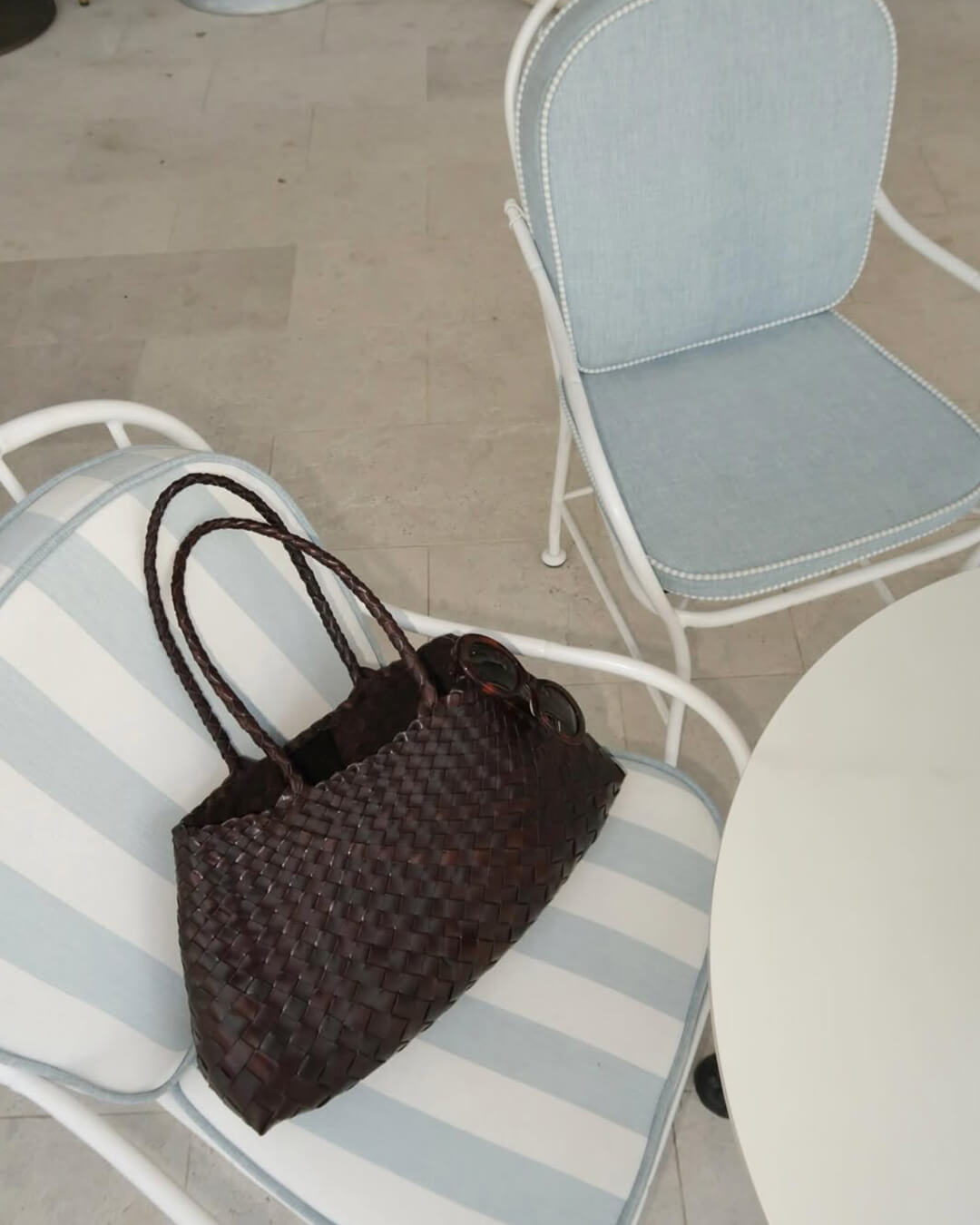 Bolso mediano trenzado de piel vegana Marissa