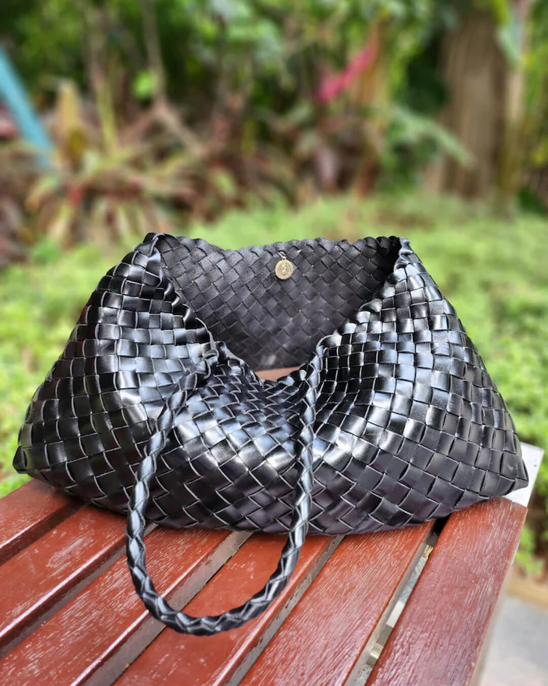 Bolso mediano trenzado de piel vegana Marissa
