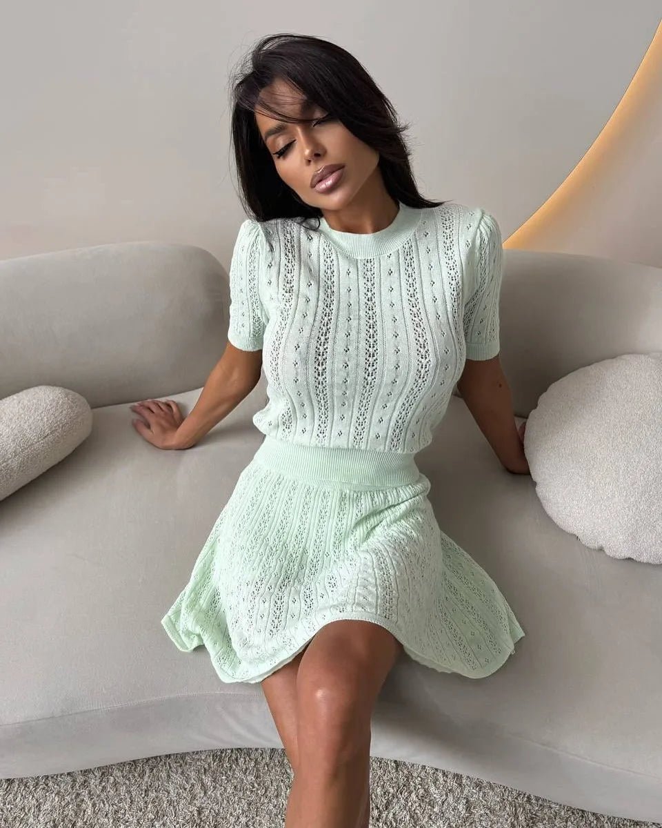 Conjunto de traje de dos piezas con falda corta Melissa