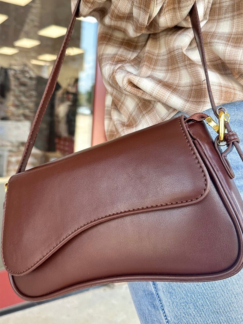 Bolso de hombro tipo saddle Mila