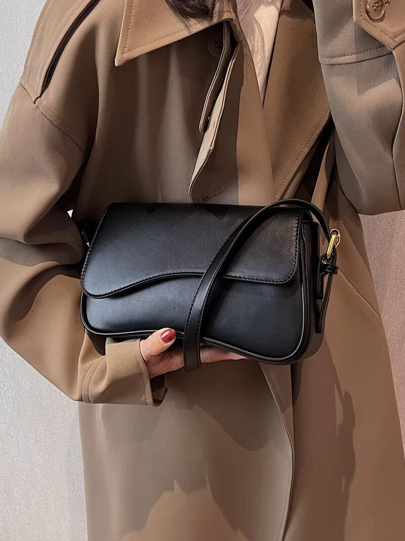 Bolso de hombro tipo saddle Mila