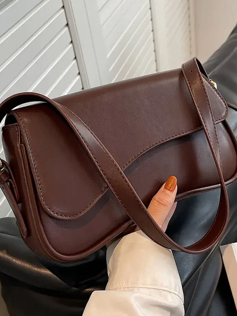Bolso de hombro tipo saddle Mila