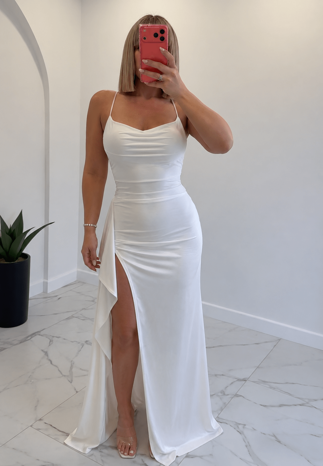 Maxivestido satinado con espalda descubierta Miranda