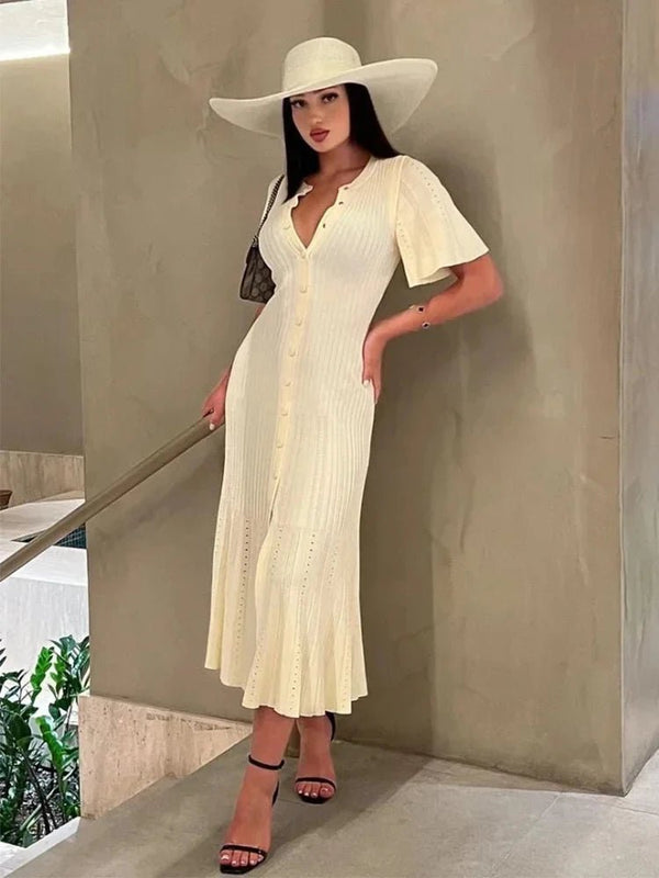 Vestido midi de punto plisado Ninon con mangas acampanadas