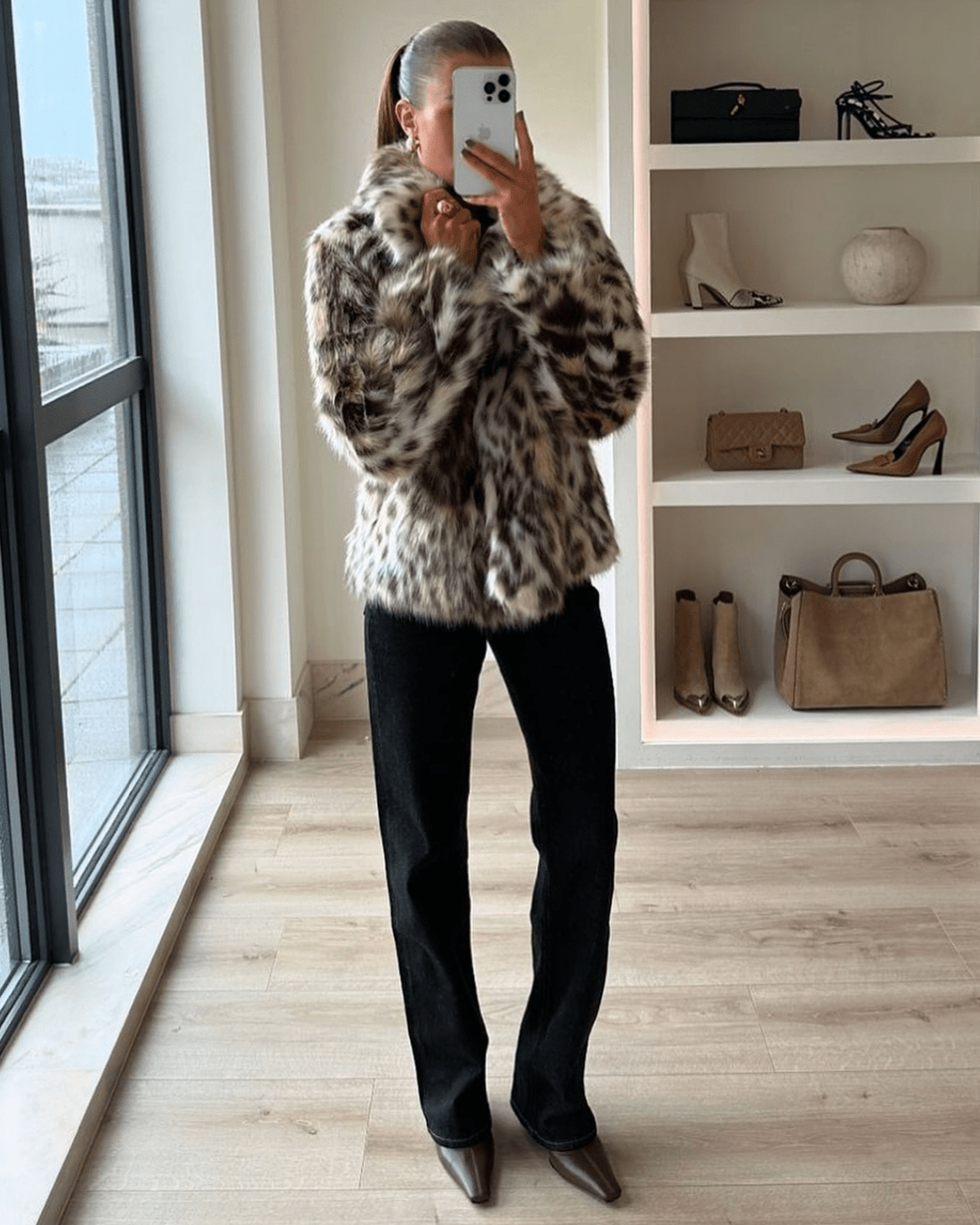 Abrigo de pelo sintético con estampado de leopardo Nora