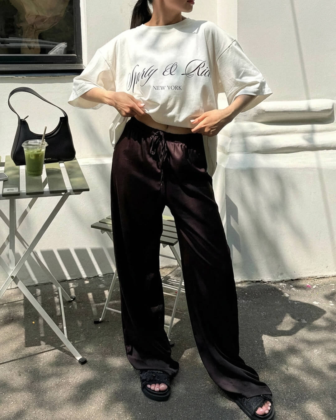 Pantalones Norma de satén, cintura alta y pierna ancha