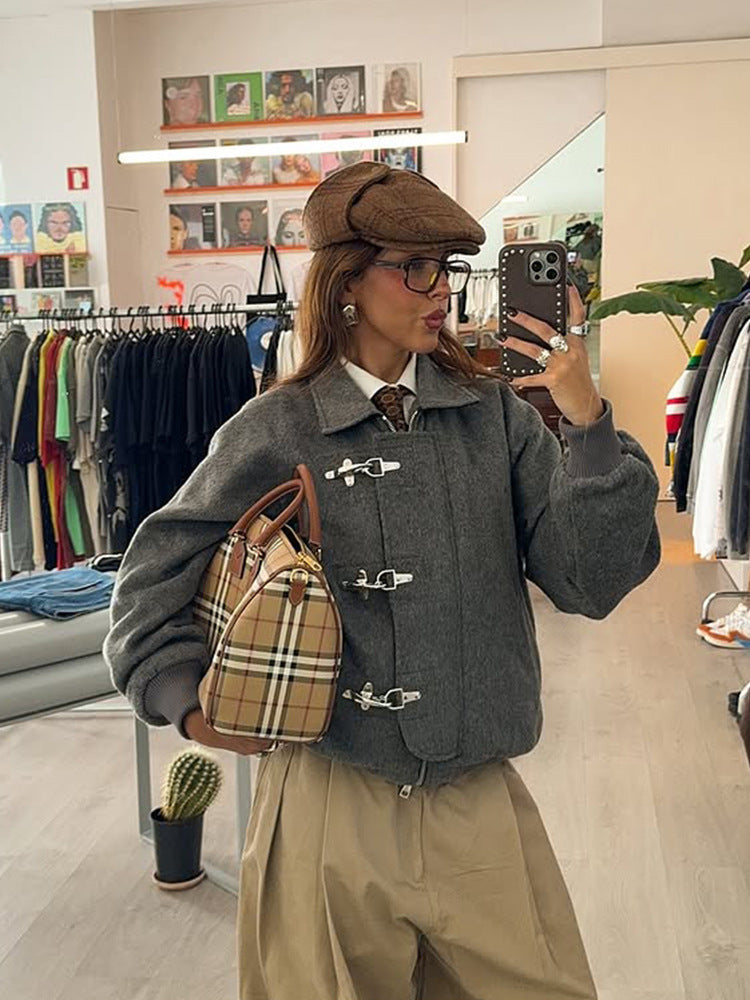 Chaqueta corta con cierre de broches Tove